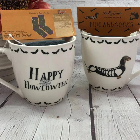 Milly green dachshund as skeleton mug and sock set - Picture 2 of 8